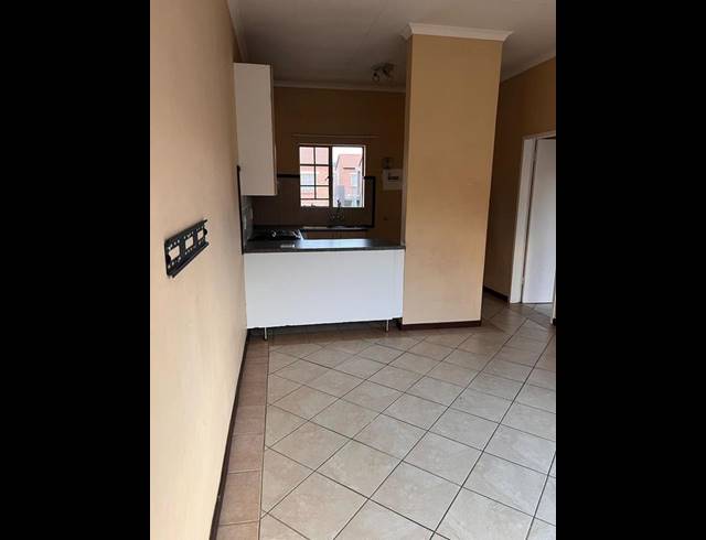 1 BEDROOM HOUSE FOR SALE IN THE ORCHARDS